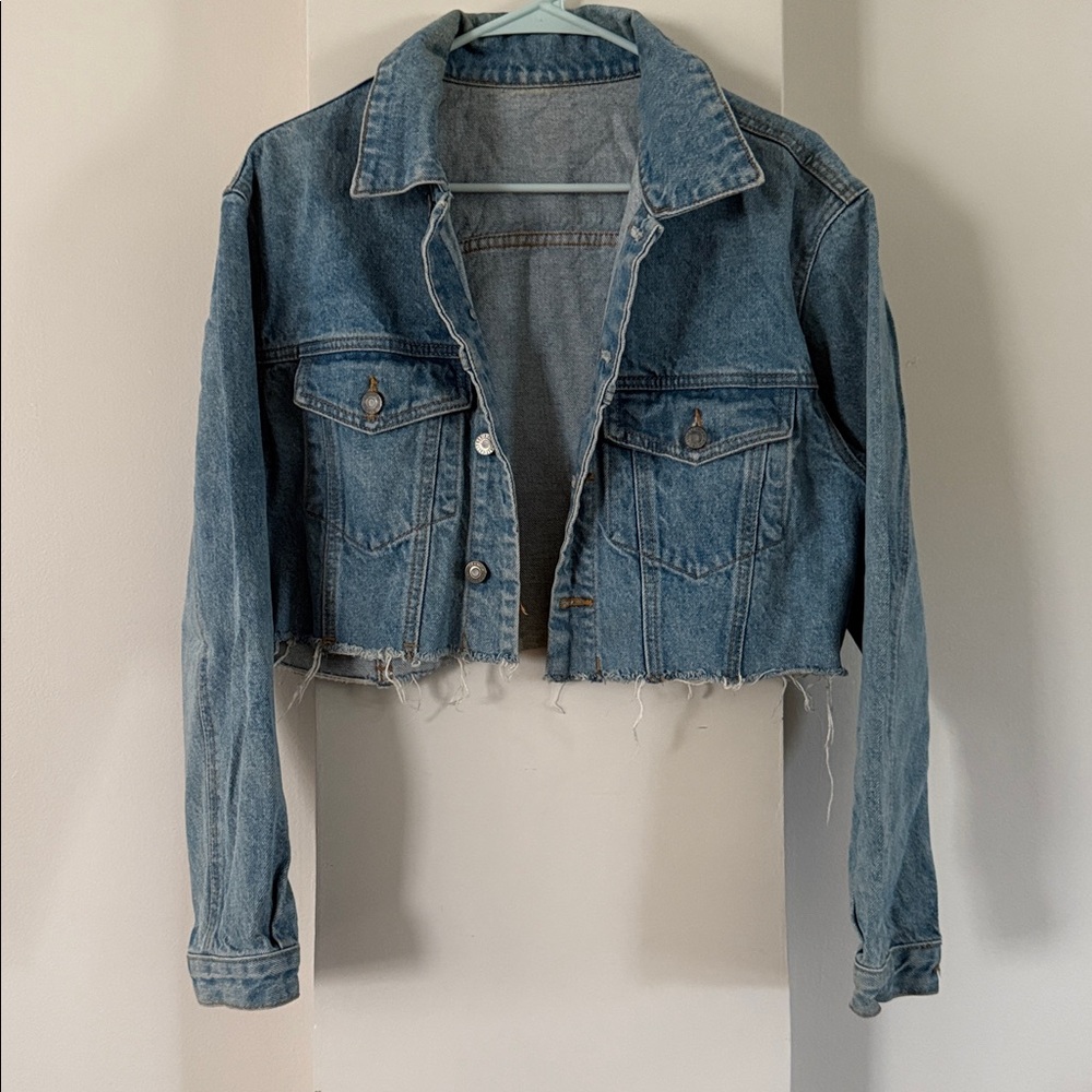 Brandy Melville John Galt Cropped Jean jacket OS